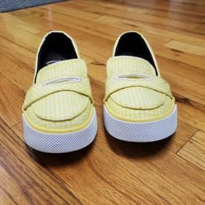 Nike slip on shoes